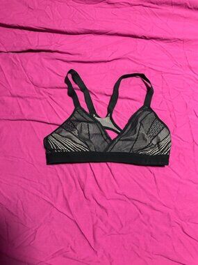 Lululemon Bra size 34 B